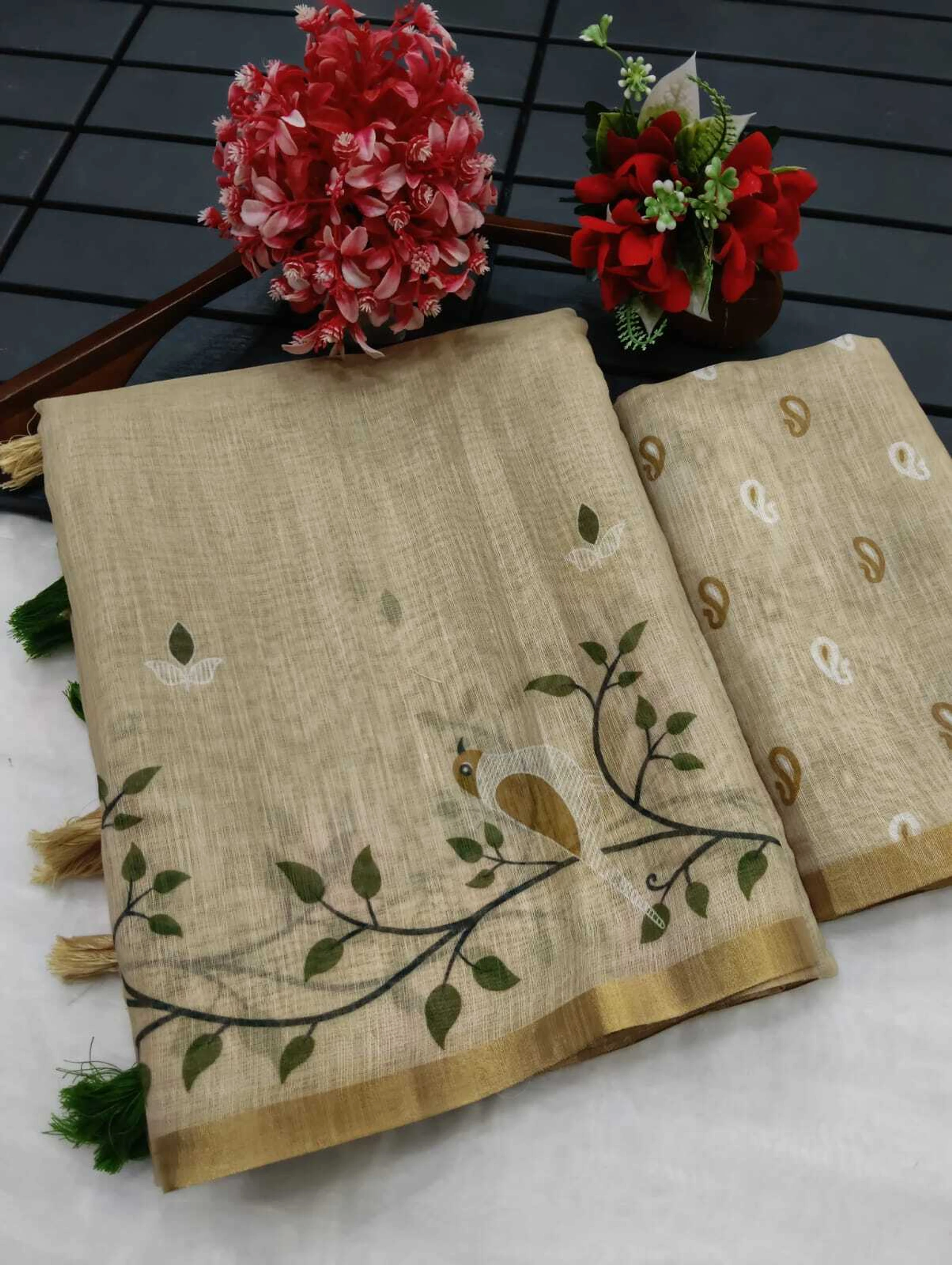 Soft Breathable Handloom Cotton Sarees